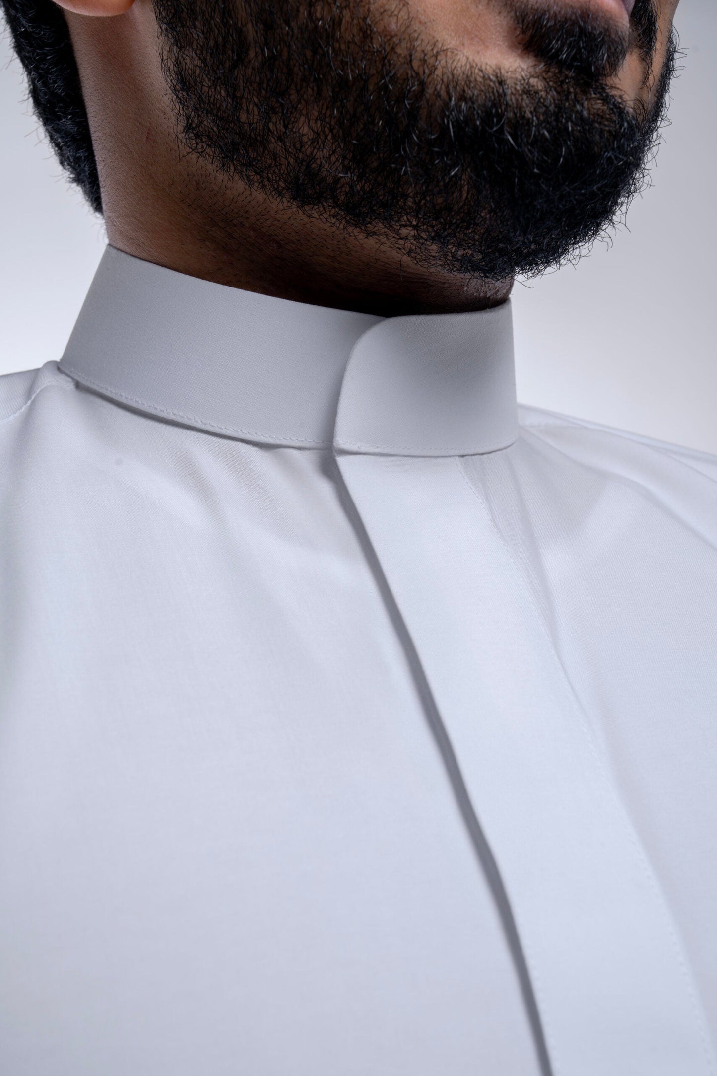 Business White Plain round collar Thobe