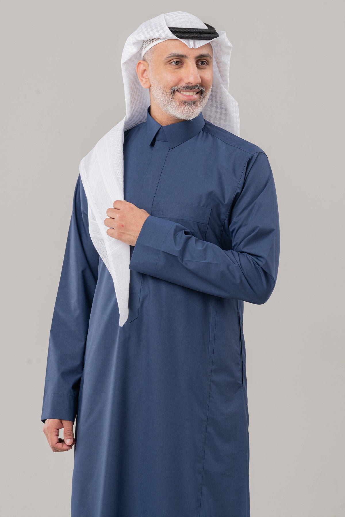 Al Shiaka Elsee Shemagh for men – White